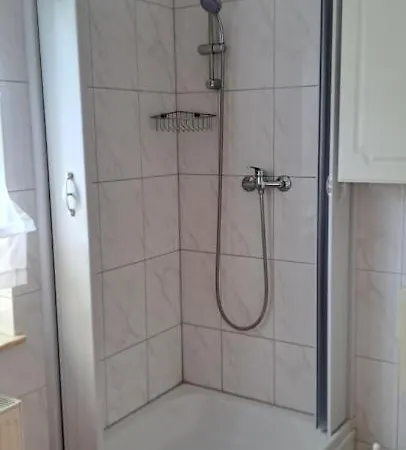 Ferienwohnung Lindow Ruegen Putbus Exterior foto